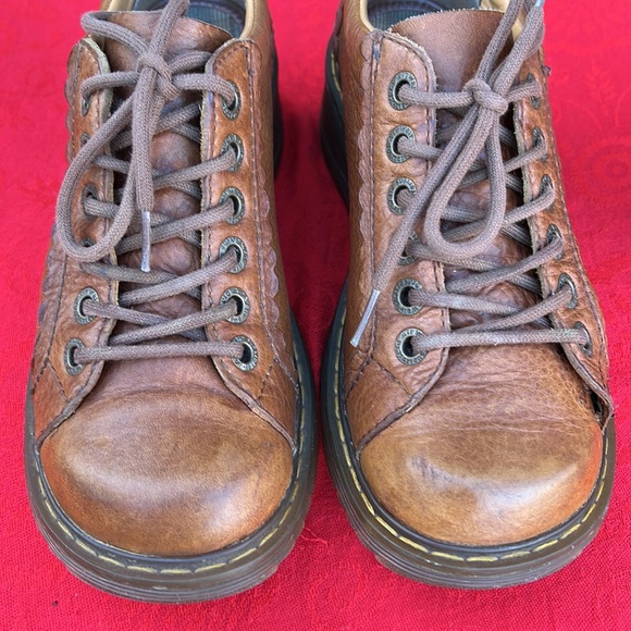 Dr. Martens Whiskey Brown Vintage Scalloped Edge Y2K Chunky Oxfords - Picture 17 of 17